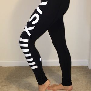 Women’s leggings.